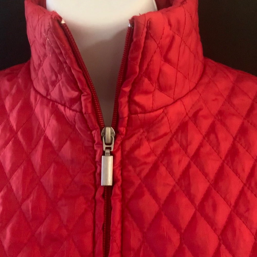 Red jacket - Picture 3 of 5